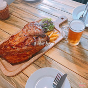 Bia Tươi và Sườn tảng nướng (baked ribs & Beer)