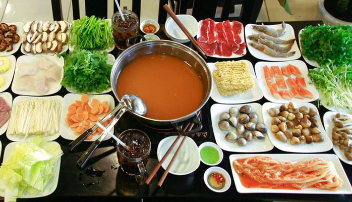 Lẩu Nấm Oiisi - Vincom Lê Văn Việt