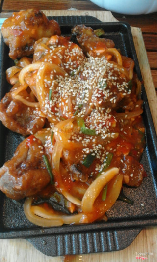 gà rán sốt cay