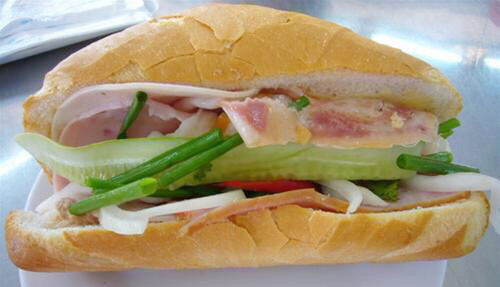 Bánh Mì Thịt Nguội - Nguyễn Chí Thanh