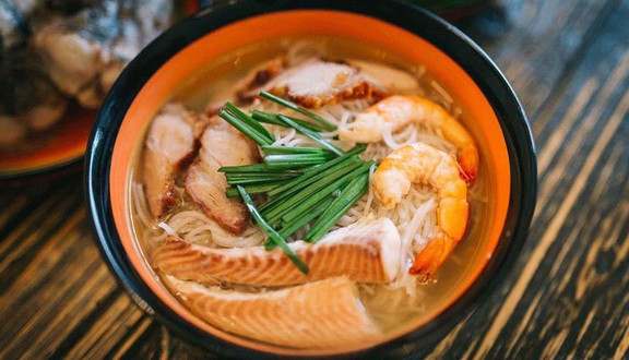 Cô Út - Bún Nước Lèo Trà Vinh