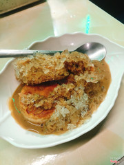 Bánh flan ăn tại quán 12k nha