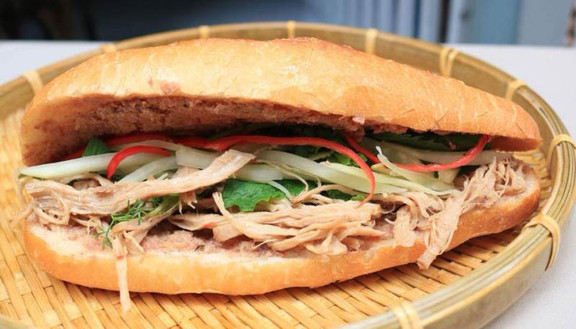 Mama Chang - Bánh Mì Xứ Quảng - Phan Văn Trị