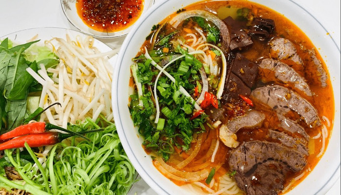 Bún Bò Dì Nhung - Mạc Đĩnh Chi