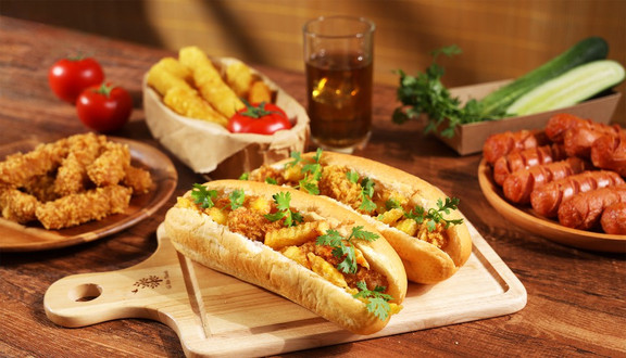 XƯỞNG ĂN VẶT - Bánh Mì & Nem Chua Rán - Thành Công