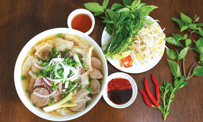 Quý An - Phở & Bánh Mì - Hoàng Văn Thụ