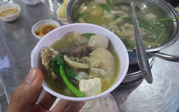 Lẩu Bò Như Ý - Cống Quỳnh