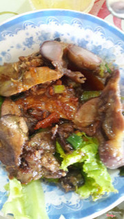 Cơm mề gan gà 25k