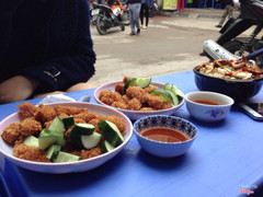 Tui không thể nhịn đc >_< nghiện nhất món nem chua ở đâyyyy