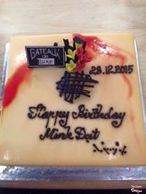 Giá bánh này là 16x6 cm thì phải 260k 