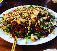 Gỏi bắp chuối tôm thịt