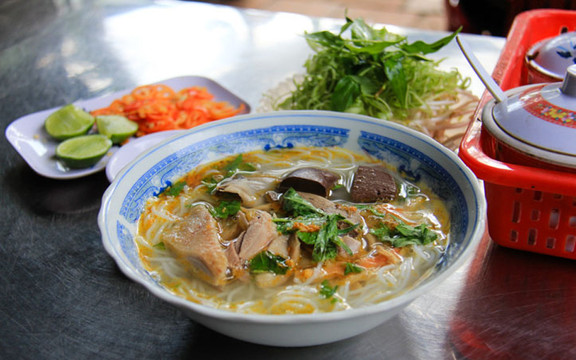 Bún Măng Vịt Bình Dân