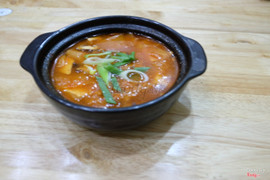 súp kim chi