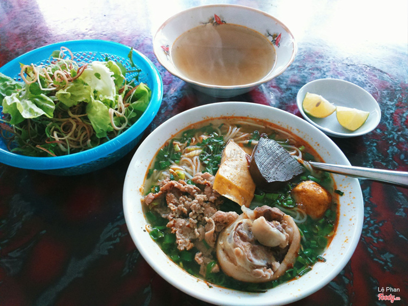 Bún bò Huế