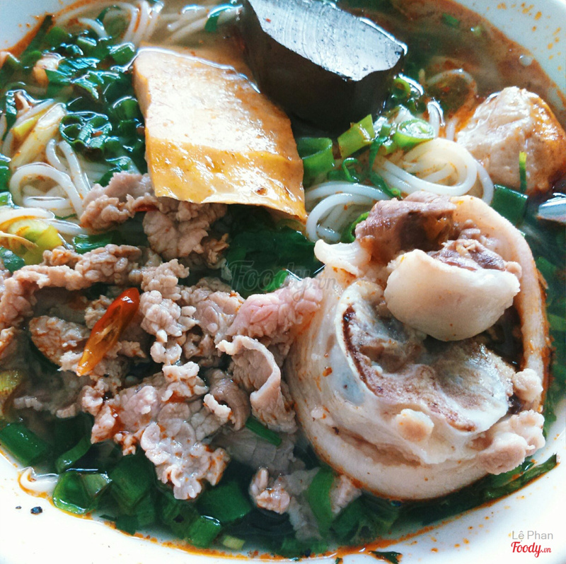 Bún bò Huế