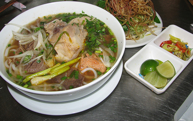 Ngọc Hường - Bún Bò Gốc Huế