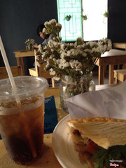 buổi sáng chất lượng tại HAY CAFE