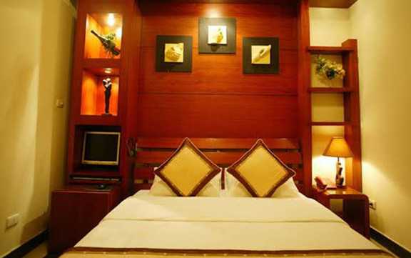 Tường Vi Hotel