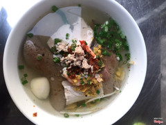 Tô này mình không gọi sườn non và bao tử nên hình chụp không có