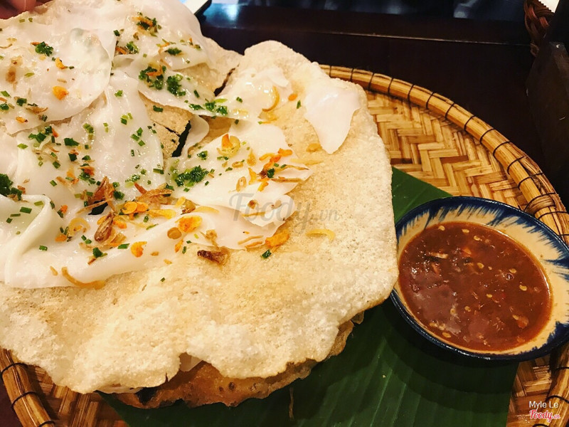 Bánh đập có kèm tôm khô