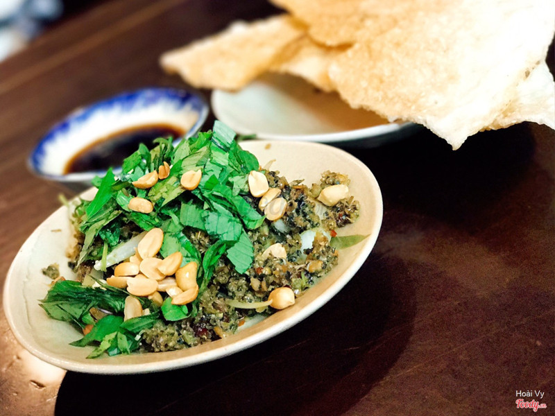 Hến xúc bánh đa