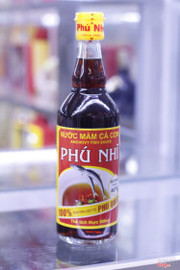 Nước mắm Phú Quốc 40 độ đạm