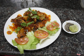 Cánh gà sốt bơ cay