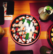 1 nửa set sushi 400k