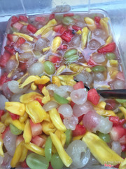 Chè hoa quả(nhãn, vải, dưa hấu, nho,dứa)