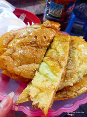 Bánh mỳ nướng bơ mật ong