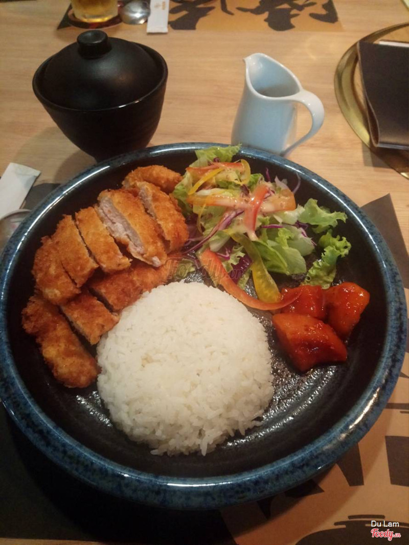 Phần tonkatsu này 66k đó!!!