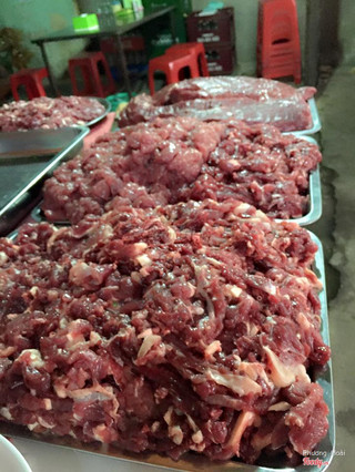 Bò tươi rói tại nhà hàng phở kiều