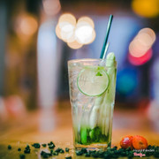 Giải Nhiệt Bên Ly Mobifone chanh xả nào...