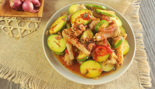 Đẫm Chicken - Chân Gà Sốt Thái