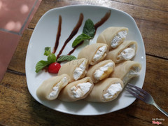 bánh crepe chuối kem