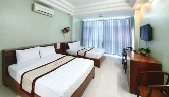 Trường Sơn Hotel