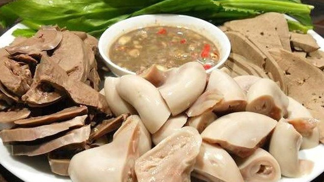 Cô Nhuần - Lòng Heo Nóng - Nguyễn Văn Tiên