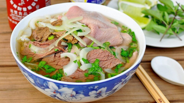 Phở Nam - Phở Bò & Lẩu Đuôi Bò - Mipec Kiến Hưng