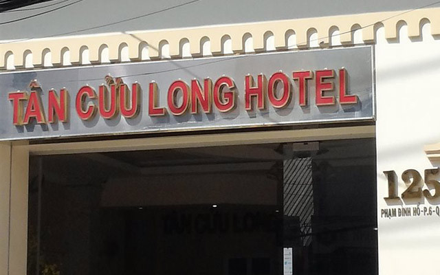 Tân Cửu Long Hotel - Phạm Đình Hổ