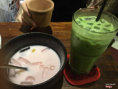 Đồ uống rất ngon, không gian lãng mạn rất thích hợp cho những cặp đôi. Nhân viên phục vụ nhiệt tình