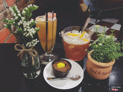 Trà đào ngọt vừa uống. "Vải" cả chua thì đúng như tên gọi :)) . Lần đầu đến và cảm thấy hài lòng