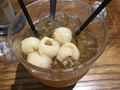 Trà đào quýt 59k mà không thấy vị quýt chỗ nào hết. 