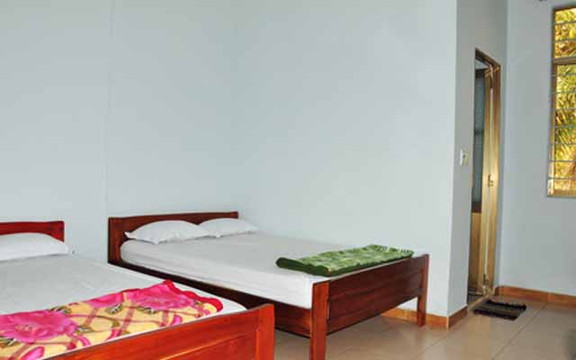 Hoa Anh Đào Hotel - Trần Hưng Đạo