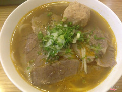 Bún bò, chả