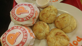 Buger tôm với bánh nứơng