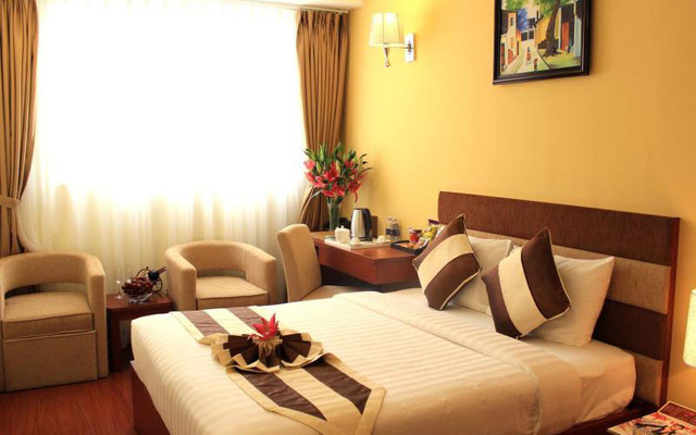 TTC Hotel Deluxe Airport - Hoàng Văn Thụ