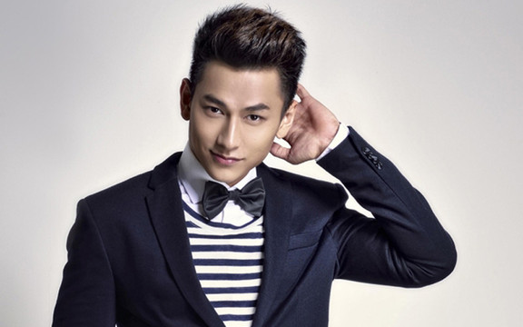 Hớt Tóc Anh Công 