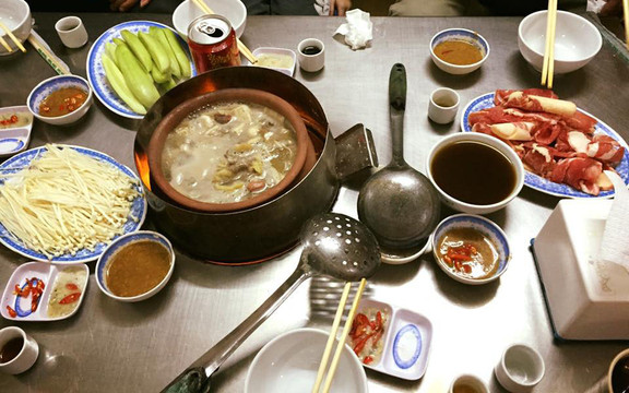 Quán Quân - Các Món Chuyên Bò