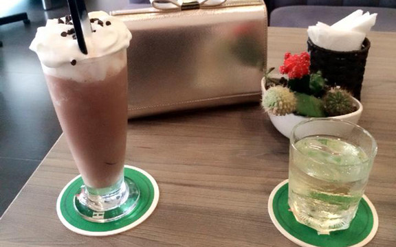 Chipu Coffee & Billiards