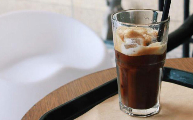 Nâu Đá Cafe